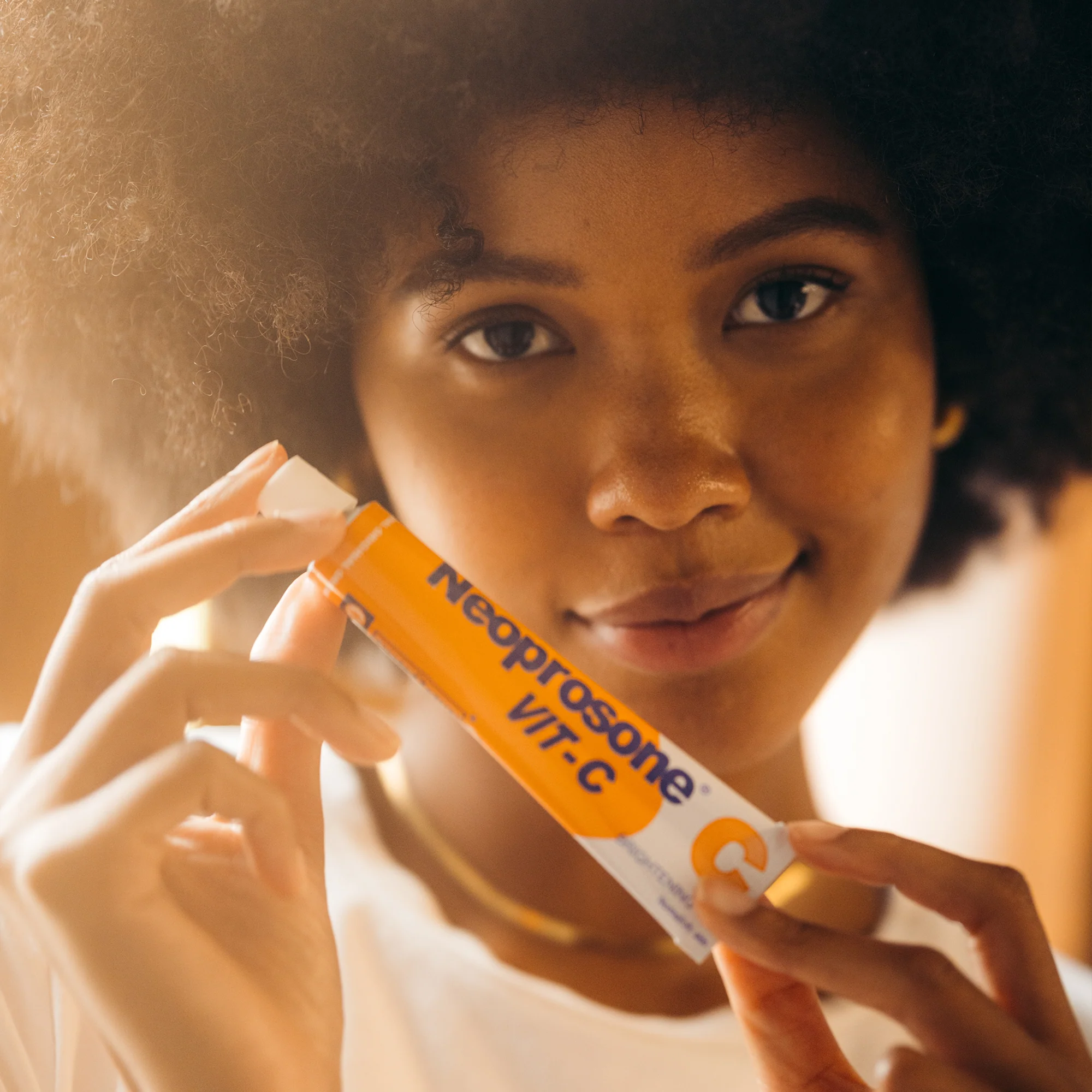 Neoprosone Brightening Gel With Vitamin C 30g / 1 fl oz - Image 9